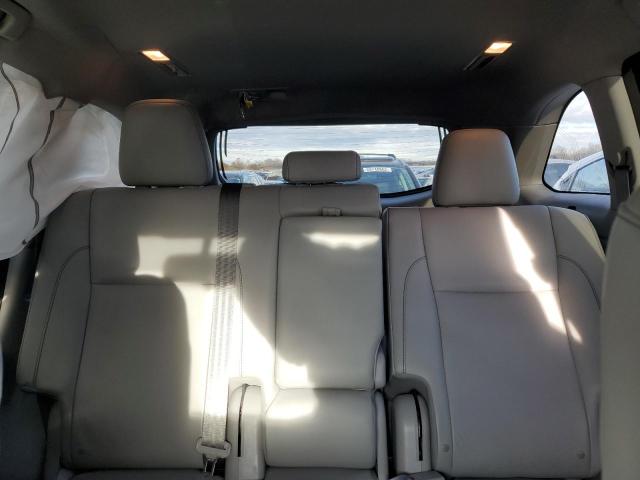 5TDJKRFH5GS331759 - 2016 TOYOTA HIGHLANDER XLE 白色 照片 10