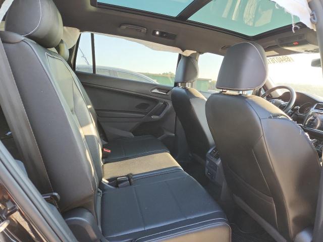 3VV2B7AX5MM111879 - 2021 VOLKSWAGEN TIGUAN SE Siyah fotoğraf 11