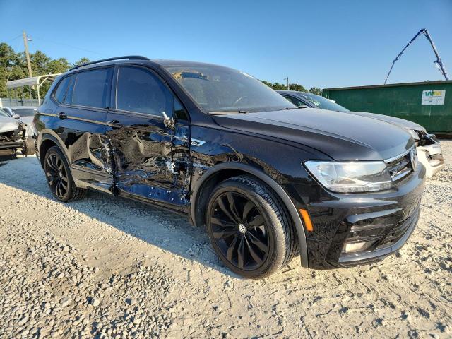 3VV2B7AX5MM111879 - 2021 VOLKSWAGEN TIGUAN SE Siyah fotoğraf 4