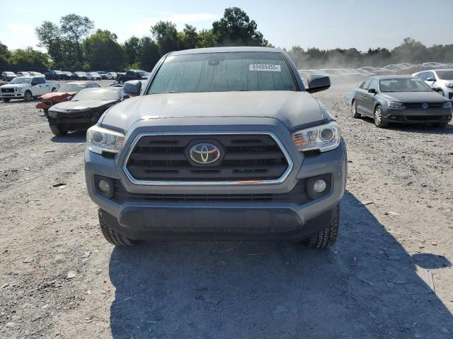 3TMCZ5AN3KM255087 - 2019 TOYOTA TACOMA DOUBLE CAB رمادي صورة 5