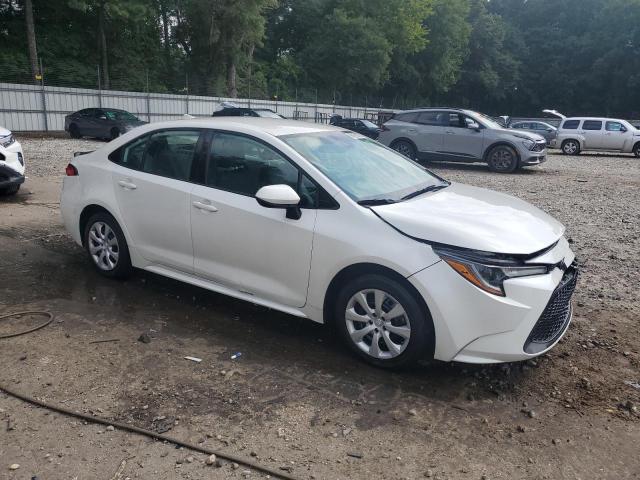 5YFEPRAE5LP122556 - 2020 TOYOTA COROLLA LE أبيض صورة 4