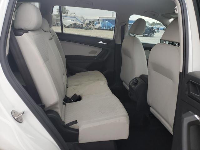 3VV1B7AX8JM036814 - 2018 VOLKSWAGEN TIGUAN S Білий фото 11