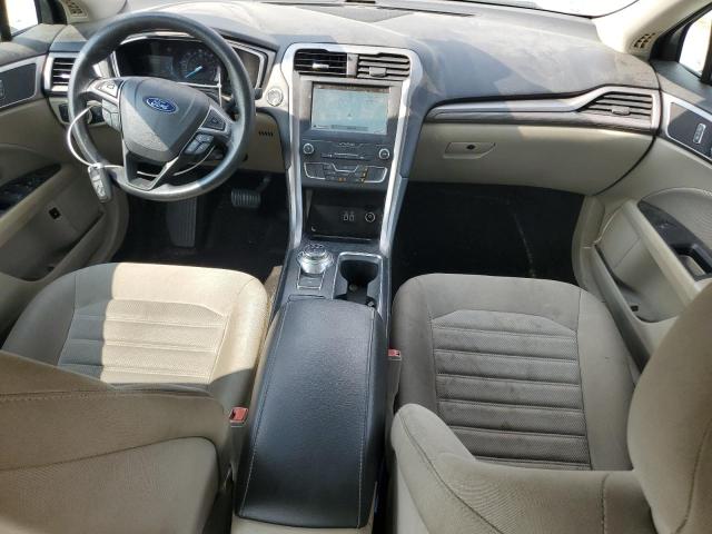 3FA6P0LU6KR188987 - 2019 FORD FUSION SE 银色 照片 8