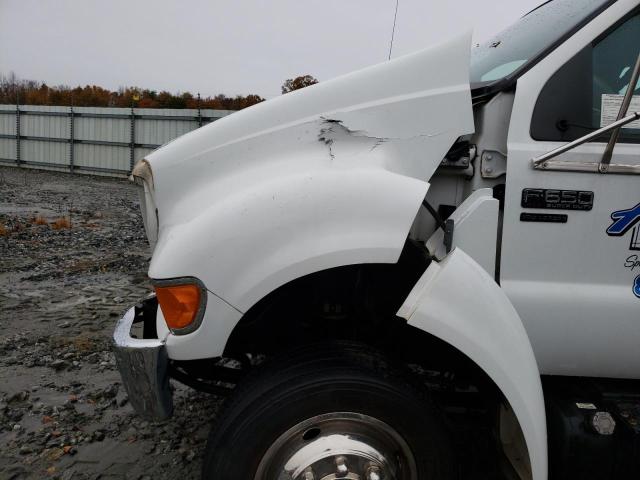 3FRNX65C28V569056 - 2008 FORD F650 SUPER DUTY WHITE photo 9