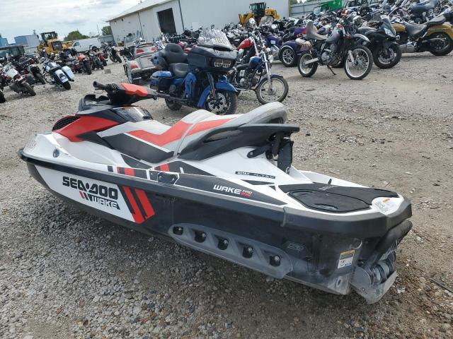 YDV13972F313 - 2013 SEAD JET SKI WHITE photo 3