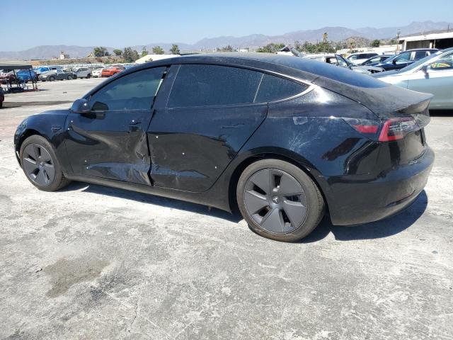 5YJ3E1EA7NF359036 - 2022 TESLA MODEL 3 BLACK photo 2