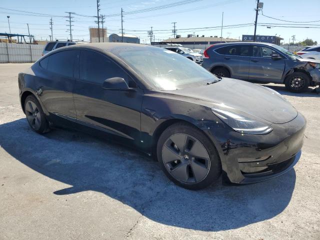 5YJ3E1EA7NF359036 - 2022 TESLA MODEL 3 BLACK photo 4