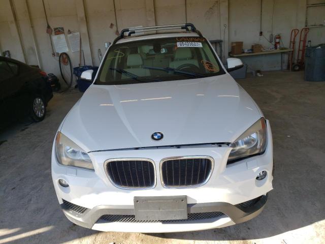 WBAVL1C59DVR85544 - 2013 BMW X1 XDRIVE28I WHITE photo 5