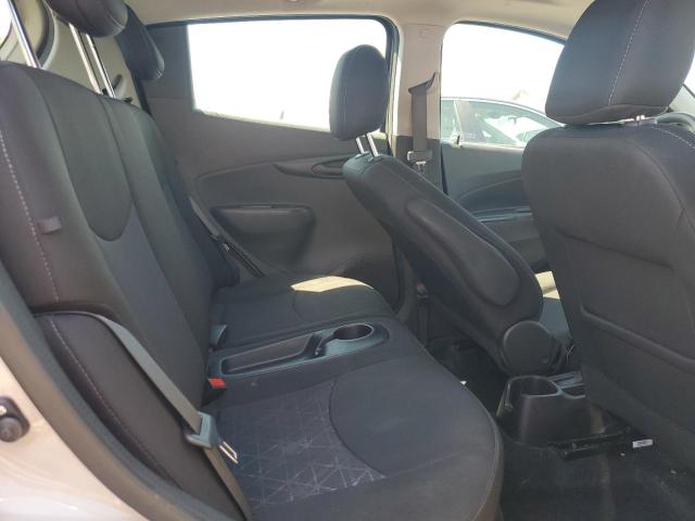 KL8CD6SA5LC412811 - 2020 CHEVROLET SPARK 1LT Crema foto 10