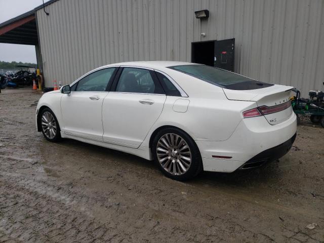 3LN6L2G90DR825376 - 2013 LINCOLN MKZ WHITE photo 2