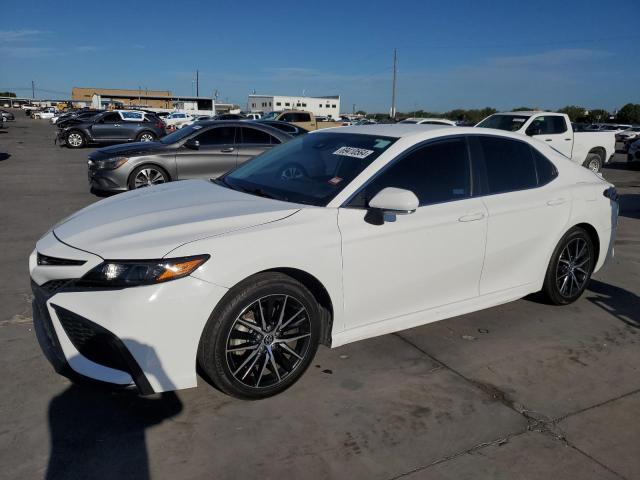 2022 TOYOTA CAMRY SE, 