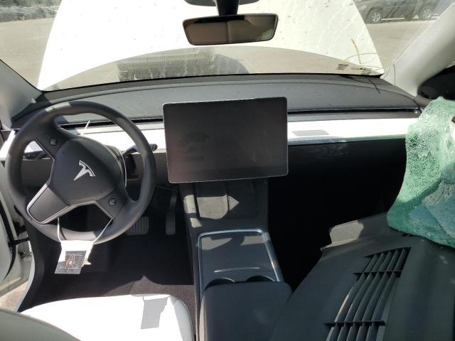 7SAYGDEE6PA156615 - 2023 TESLA MODEL Y WHITE photo 8