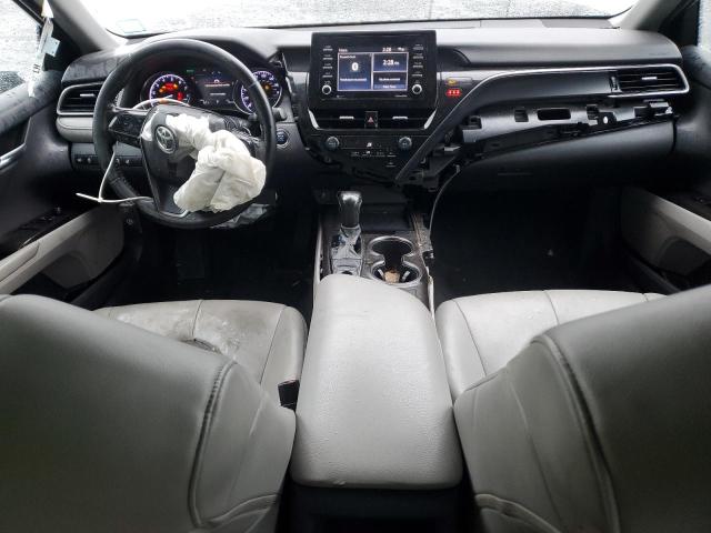 4T1T11BKXMU020605 - 2021 TOYOTA CAMRY SE 银色 照片 8