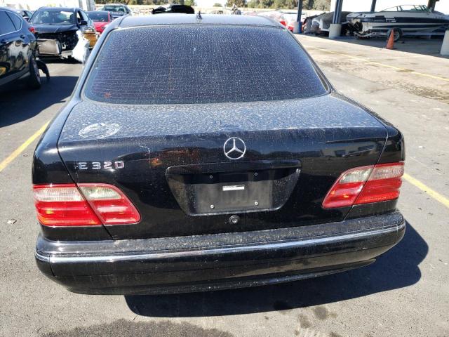 WDBJF65J61B239807 - 2001 MERCEDES-BENZ E 320 BLACK photo 6