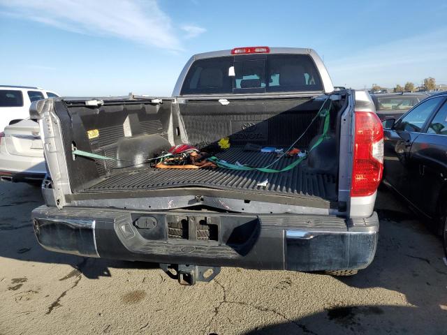 5TFUY5F18EX396071 - 2014 TOYOTA TUNDRA DOUBLE CAB SR/SR5 SILVER photo 6