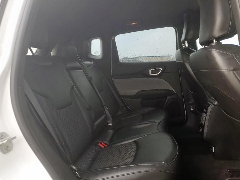 3C4NJDBN3RT597390 - 2024 JEEP COMPASS LATITUDE 白色 照片 11