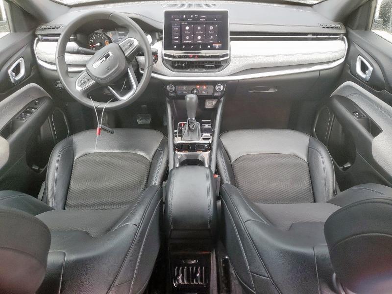 3C4NJDBN3RT597390 - 2024 JEEP COMPASS LATITUDE 白色 照片 8