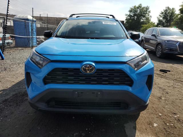 2T3F1RFV9KW021104 - 2019 TOYOTA RAV4 LE ლურჯი ფოტო 5