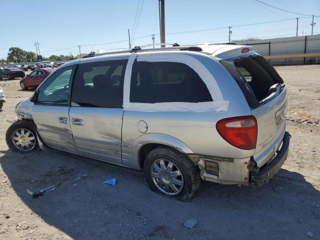 2C8GP64LX5R136990 - 2005 CHRYSLER TOWN & COU LIMITED SILVER photo 2