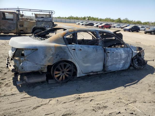 1HGCP3F8XCA030694 - 2012 HONDA ACCORD EXL BURN photo 3