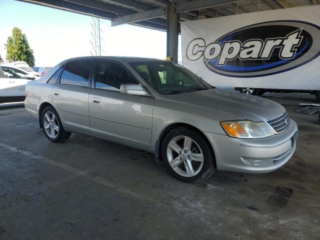 4T1BF28B94U359477 - 2004 TOYOTA AVALON XL SILVER photo 4