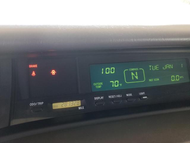 4T1BF28B94U359477 - 2004 TOYOTA AVALON XL SILVER photo 9