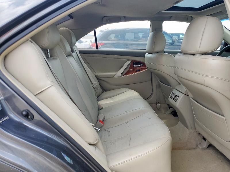 4T1BF3EKXAU075796 - 2010 TOYOTA CAMRY BASE Szary zdjęcie 10