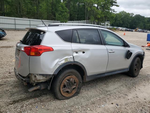 2T3ZFREV9DW071987 - 2013 TOYOTA RAV4 LE 银色 照片 3