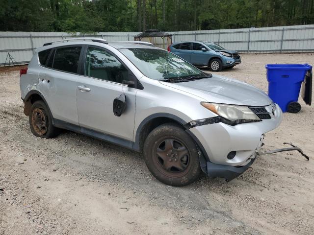 2T3ZFREV9DW071987 - 2013 TOYOTA RAV4 LE 银色 照片 4