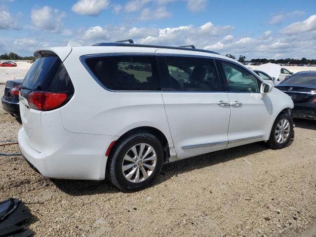 2C4RC1EG4JR177796 - 2018 CHRYSLER PACIFICA TOURING L PLUS WHITE photo 3