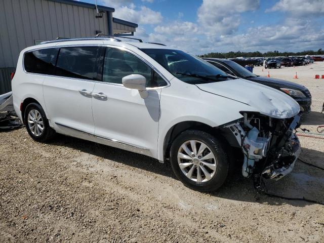 2C4RC1EG4JR177796 - 2018 CHRYSLER PACIFICA TOURING L PLUS WHITE photo 4
