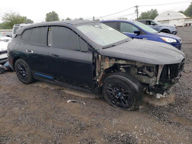 WB523CF05RCN79017 - 2024 BMW IX XDRIVE50 BLACK photo 4
