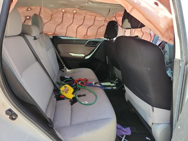 JF2SJADC2GH564617 - 2016 SUBARU FORESTER 2.5I PREMIUM WHITE photo 10