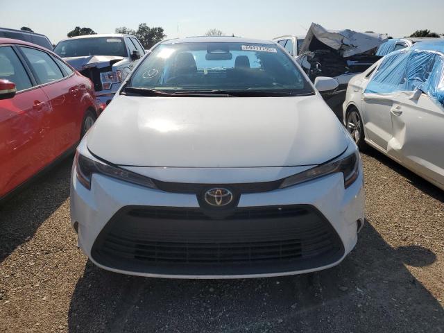 5YFB4MDE2RP216896 - 2024 TOYOTA COROLLA LE 白色 照片 5