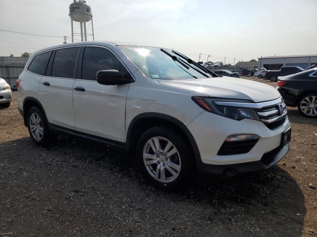 5FNYF5H16JB013821 - 2018 HONDA PILOT LX WHITE photo 4