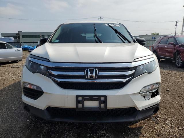 5FNYF5H16JB013821 - 2018 HONDA PILOT LX WHITE photo 5