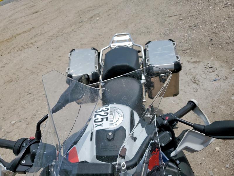 WB10M130XP6H53631 - 2023 BMW R 1250 GS ADVENTURE WHITE photo 5