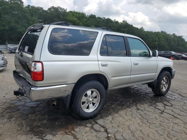 JT3GN86R410183297 - 2001 TOYOTA 4RUNNER SR5 银色 照片 3