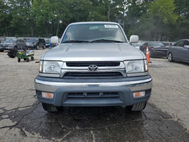 JT3GN86R410183297 - 2001 TOYOTA 4RUNNER SR5 银色 照片 5