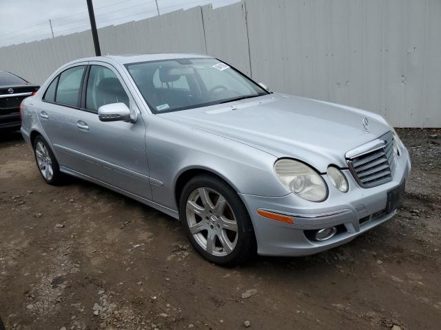 WDBUF87X17X211242 - 2007 MERCEDES-BENZ E 350 4MATIC SILVER photo 4