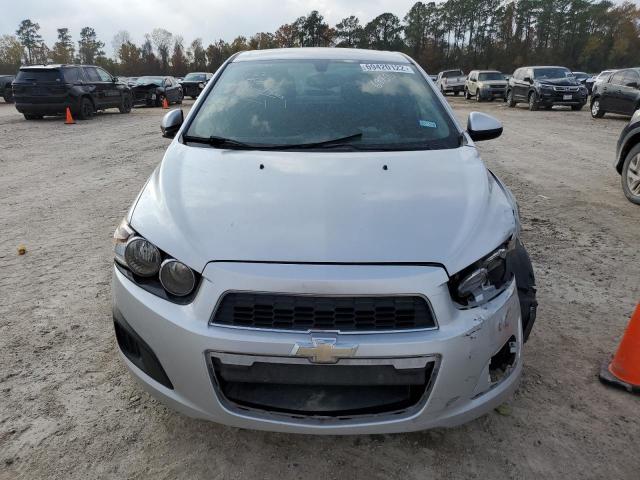 1G1JA5SH6F4196988 - 2015 CHEVROLET SONIC LS SILVER photo 5