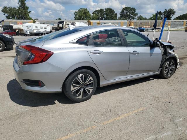 JHMFC1F71JX021068 - 2018 HONDA CIVIC EXL ვერცხლისფერი ფოტო 3