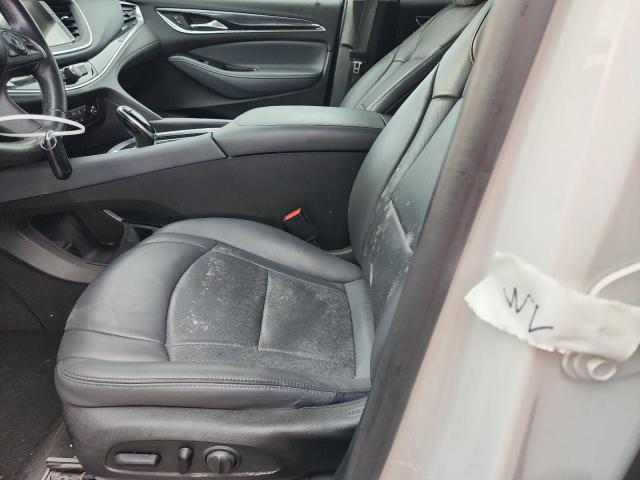 5GAEVAKW8LJ201367 - 2020 BUICK ENCLAVE ESSENCE WHITE photo 13