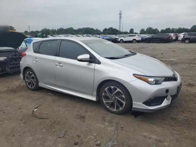 JTNKARJE3JJ566732 - 2018 TOYOTA COROLLA IM SILVER photo 4