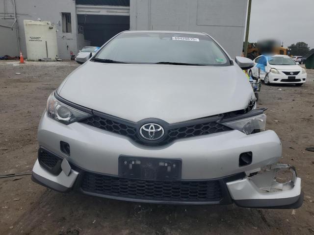 JTNKARJE3JJ566732 - 2018 TOYOTA COROLLA IM SILVER photo 5