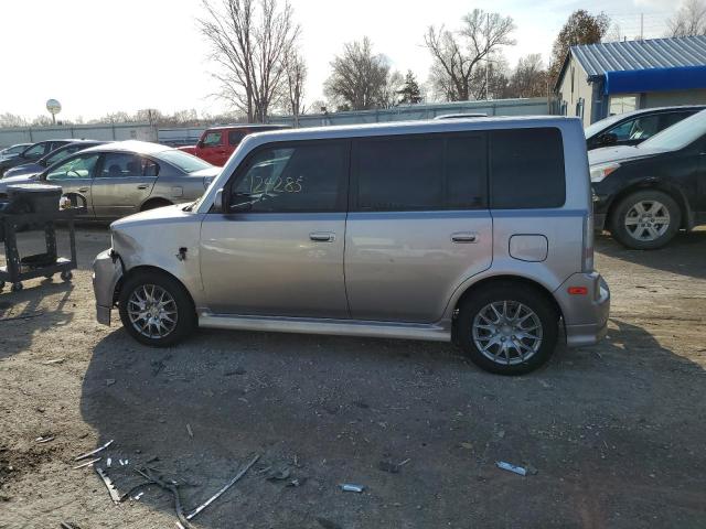 JTLKT324064053742 - 2006 TOYOTA SCION XB Silber Foto 2
