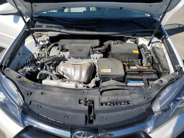 4T1BF1FKXHU310792 - 2017 TOYOTA CAMRY LE WHITE photo 11