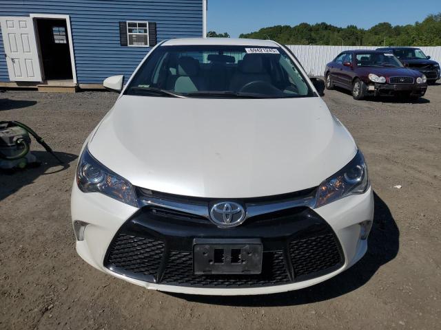 4T1BF1FKXHU310792 - 2017 TOYOTA CAMRY LE WHITE photo 5