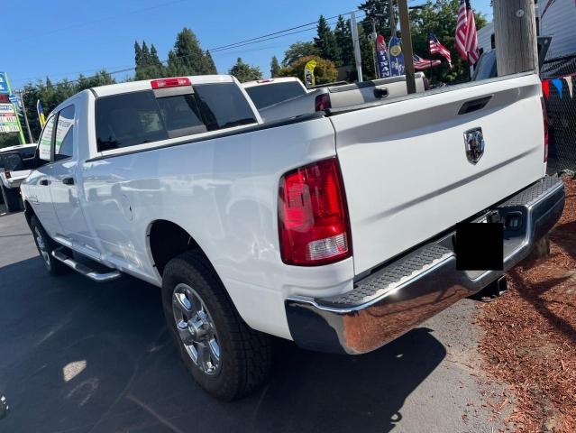 3C63R3HT1HG586970 - 2017 RAM 3500 SLT WHITE photo 3