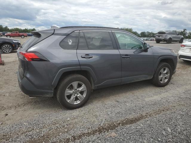 2T3P1RFV6PW365730 - 2023 TOYOTA RAV4 XLE GRAY photo 3